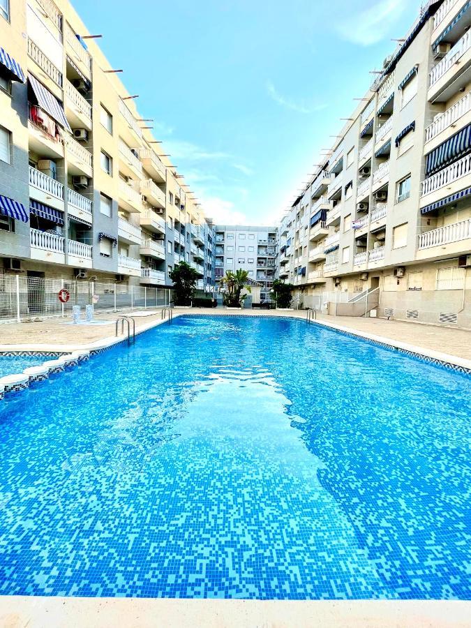 Torrevieja Comfortable Apartment Kültér fotó